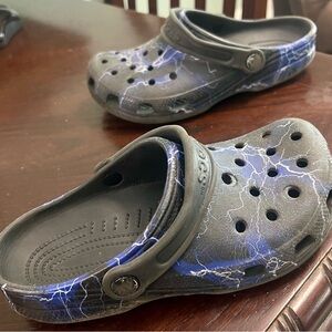 CROCS “Lightning” Clogs size 3